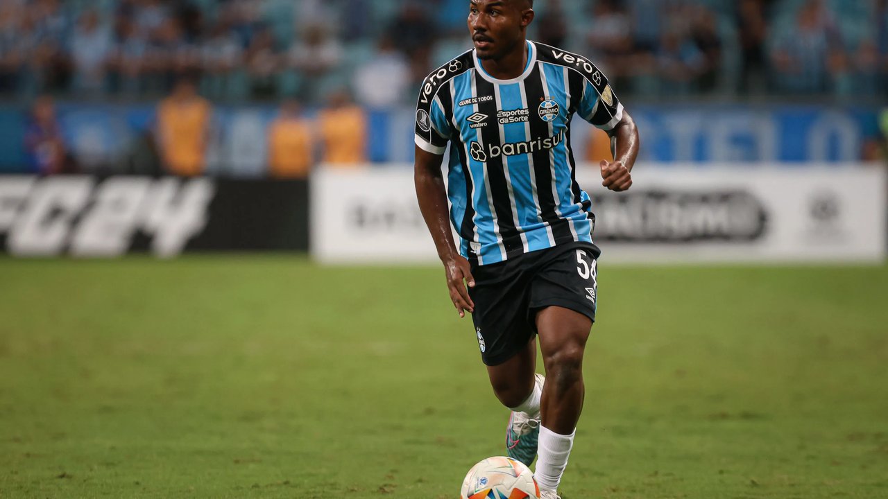 Cuiabano, Grêmio, em foto de antenadosnofutebol.com.br