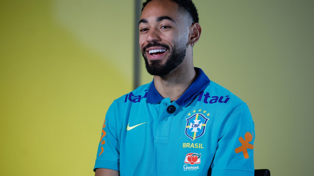 Matheus Cunha, Internacional, em foto de gazetaesportiva.com